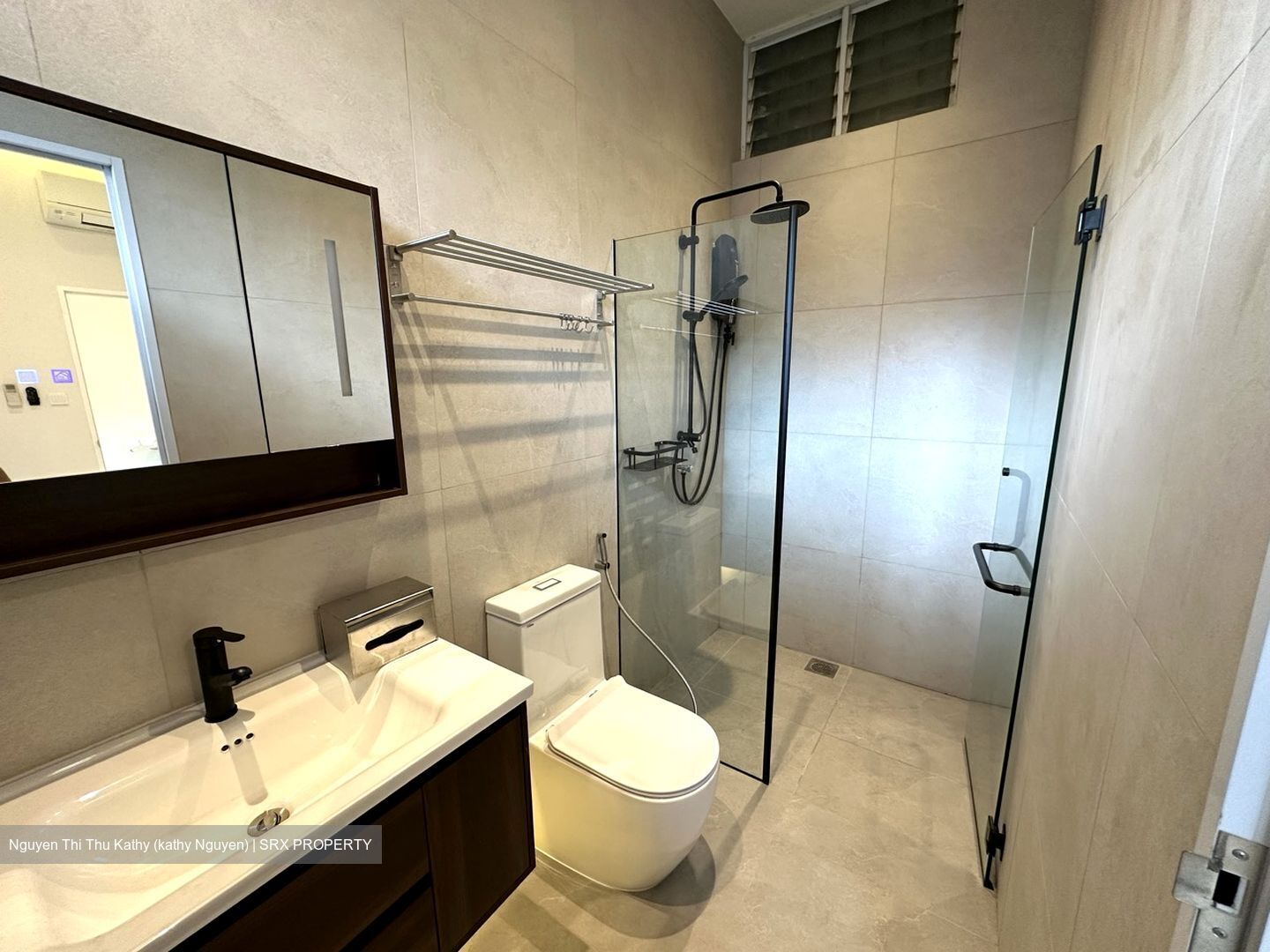 East Coast Road (D15), Apartment #598741091